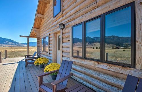 Livingston House | Stunning Mountain Views Livingston Cabin with Deck!