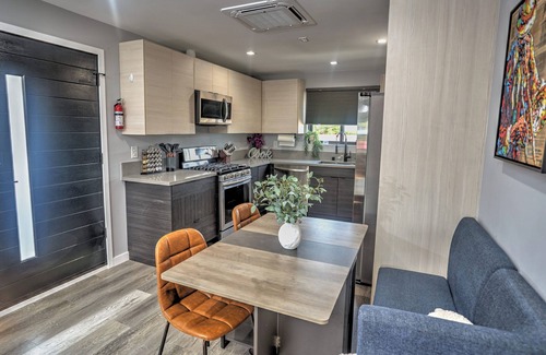 Park Mesa Heights House | Stunning New Build - 2 Bedroom - 2 Bath - Rooftop Deck in Los Angeles