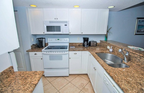 Point East Condo | Stunning Oceanfront Views from 3rd Floor Corner Unit on No-Drive Beach
