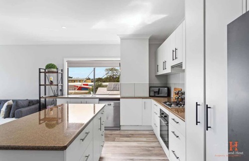 San Remo House | Stunning Ocean Views San Remo