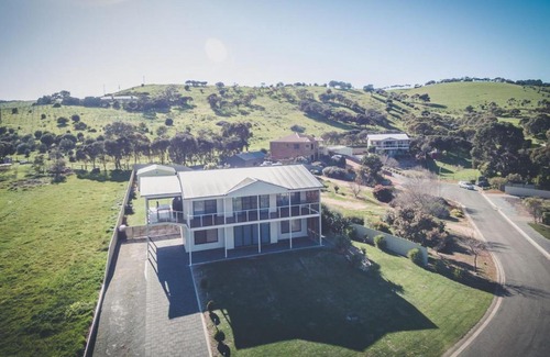 Carrickalinga House | Stunning on Stacey 42 Stacey Drive