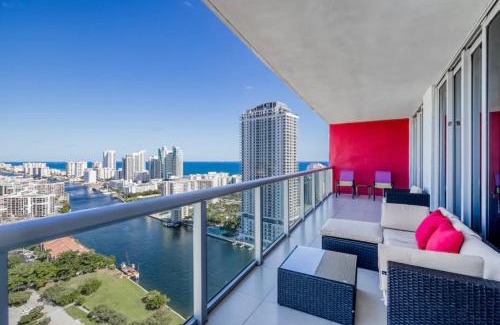 Hallandale Beach Apartment | Stunning Penthouse Suite Waterfront 2BD 2BA