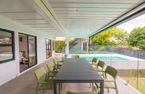 Kohimarama House | Stunning Poolside Residence