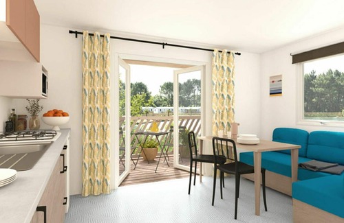 Greoux-les-Bains House | Stunning private villa for 4 people with pool, WIFI, TV, terrace, pets allowed and parking