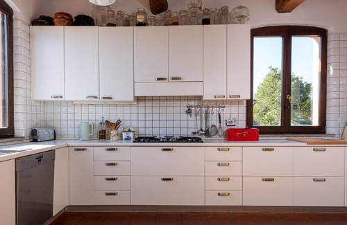 Massa Marittima Villa | Stunning private villa with A/C, WIFI, private pool, TV, patio, pets allowed and panoramic view