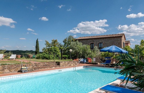 Massa Marittima Villa | Stunning private villa with A/C, WIFI, private pool, TV, patio, pets allowed and panoramic view