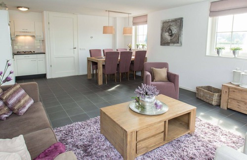 Graft House | Stunning private villa for 6 people with WIFI, TV and terrace