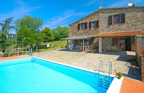 Campagnatico Villa | Stunning private villa with A/C, WIFI, private pool, TV, patio, panoramic view and parking