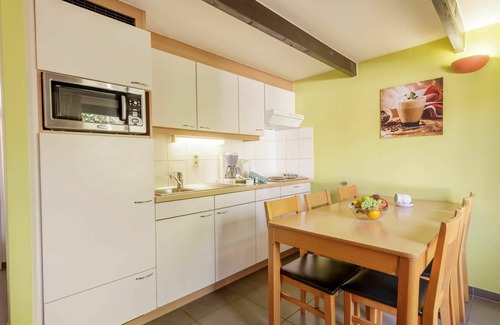 Koksijde House | Stunning private villa for 6 people with WIFI, pool, TV, terrace and parking