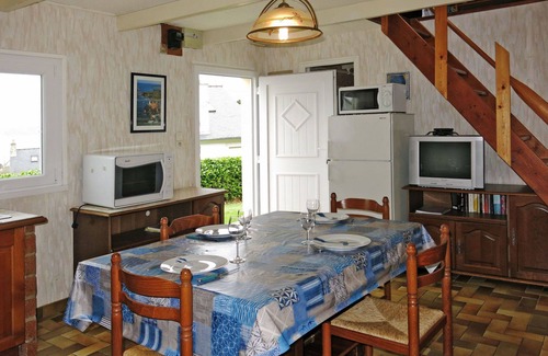 Tredrez-Locquemeau House | Stunning private villa for 4 people with terrace and parking