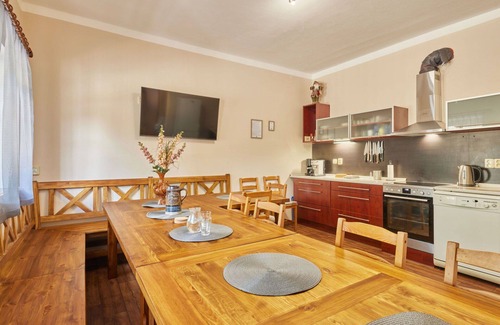 Cerny Dul Villa | Stunning private villa for 15 people with WIFI, TV, balcony, pets allowed and parking