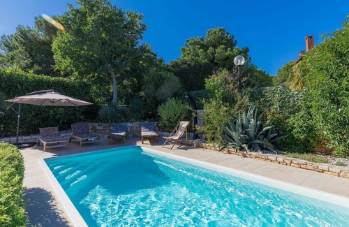 Vrsar House | Stunning private villa for 8 people with WIFI, private pool, A/C, TV, terrace and pets allowed