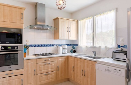 Kerlouan House | Stunning private villa for 4 guests with WIFI, TV, terrace and pets allowed