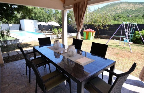 Labin House | Stunning private villa for 7 guests with WIFI, A/C, private pool, TV, terrace and pets allowed