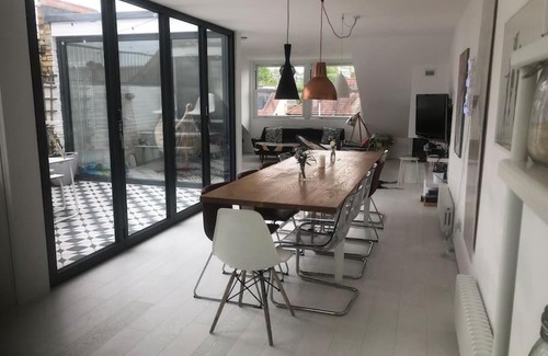 Twickenham Riverside Apartment | Stunning Richmond Maisionette with rooftop patio