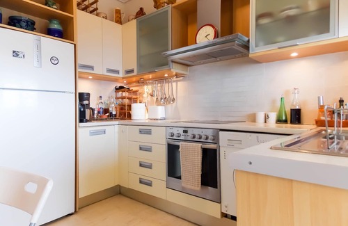 Vouliagmeni Apartment | Stunning Sea View Apartment