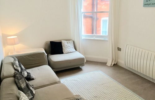 Sandsend Apartment | Stunning Sandsend Property - 30 meters from the beach!