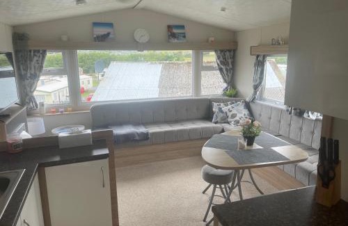 Aberystwyth House | Stunning Sea viev 2 bed StaticCaravan in Clarach Bay 2021 model