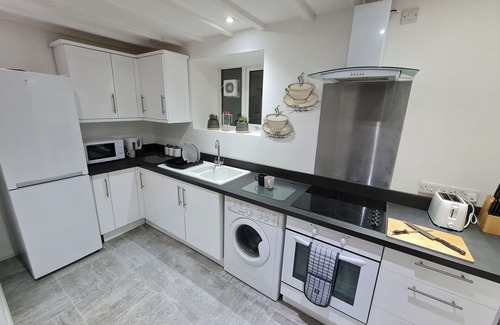 Penmaenmawr House | Stunning Sea View Blue Haven in Penmaenmawr