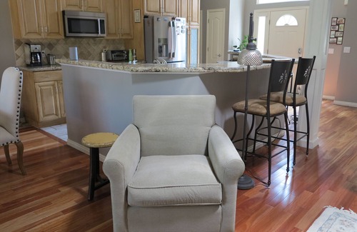 Willow Bend East House | Stunning single family home, 2 minutes to Canyons Village, 3 bedroo 2 bath