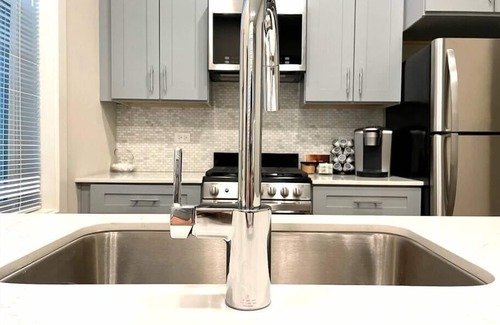 East Village Apartment | Stunning Suite 1 @ Hotel Nemo Downtown