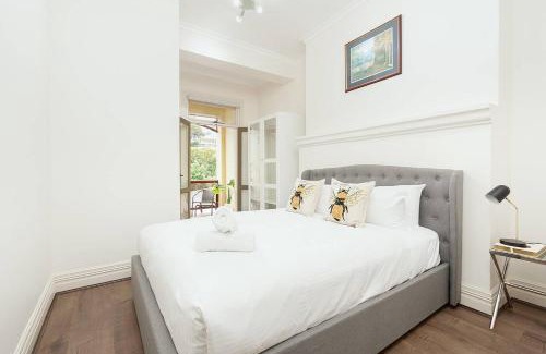 Millers Point Apartment | STUNNING SYDNEY HOME 3
