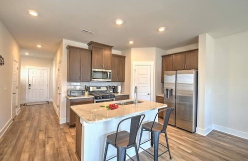 Greer House | Stunning Townhome in Greer