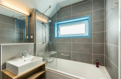 Leutkirch im Allgau House | Stunning villa for 8 people with WIFI, pool, TV, terrace and parking