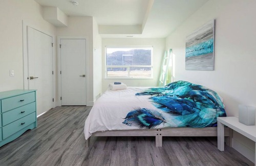 Kamloops Condo | Stunning View, 2 beds 1.5 bath @ Dunes Golf Course