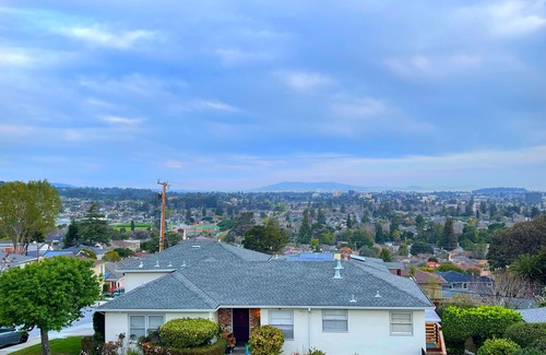 Sugarloaf House | Stunning Views 3bedroom/3bathroom San Mateo San Francisco Bay Area House