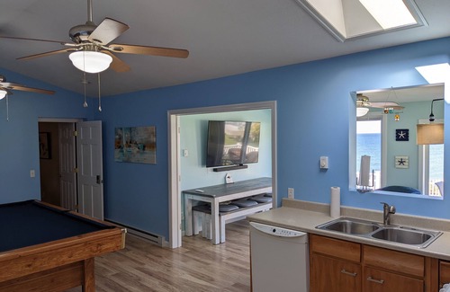 North East House | Stunning Views at this Lakefront 5+ Bedroom 4 Bath Vacation Destination
