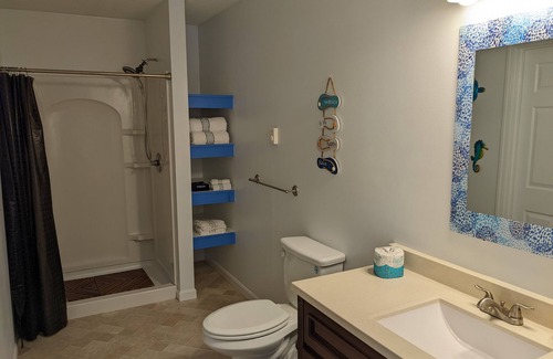 North East House | Stunning Views at this Lakefront 5+ Bedroom 4 Bath Vacation Destination