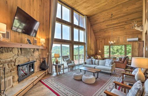 Burnsville House | Stunning Views Mountaintop Cabin in Burnsville!