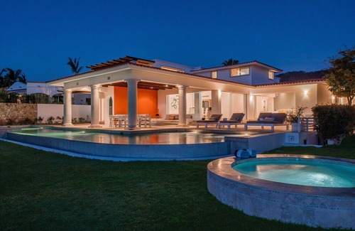 San Jose del Cabo Villa | Stunning Villa in Palmilla w/Chef, Butler, Chauffeur and Yacht included!