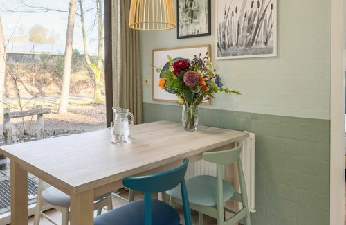 Valkenswaard House | Stunning villa for 4 people with WIFI, pool, TV, terrace and parking