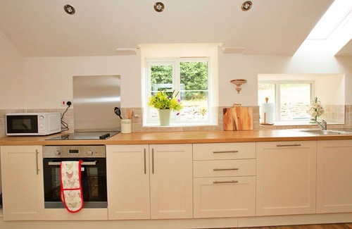 Hallington House | Stunning villa for 4 people with WIFI, TV, pets allowed and parking