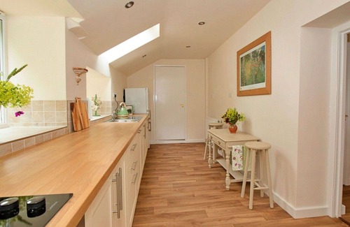 Hallington House | Stunning villa for 4 people with WIFI, TV, pets allowed and parking