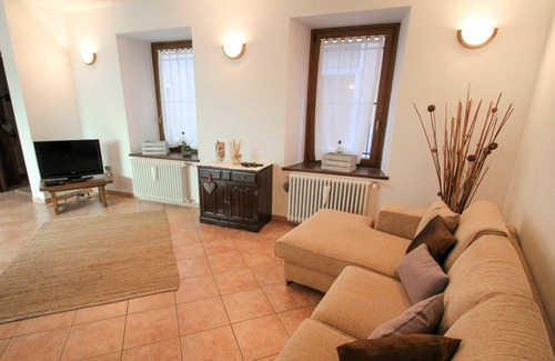 Castello House | Stunning villa for 4 people with WIFI, TV and terrace