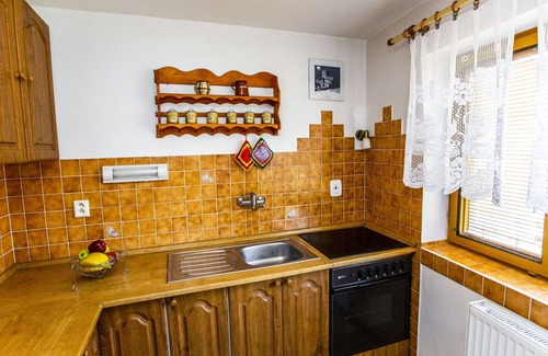 Tatobity House | Stunning villa for 6 people with WIFI, TV and patio