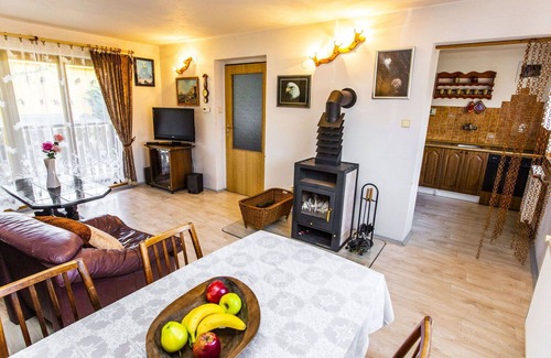 Tatobity House | Stunning villa for 6 people with WIFI, TV and patio