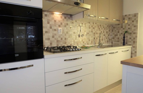 Paradiz House | Stunning villa for 8 people with A/C, private pool, WIFI, TV and terrace
