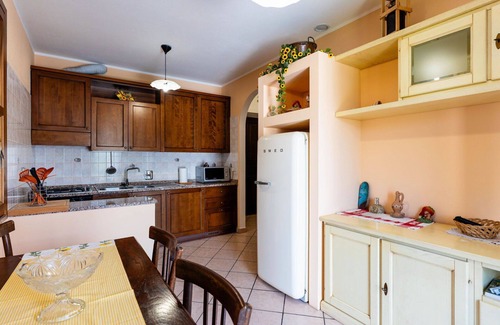 Strada Nazionale Sud House | Stunning villa for 4 people with WIFI, terrace, pets allowed and parking