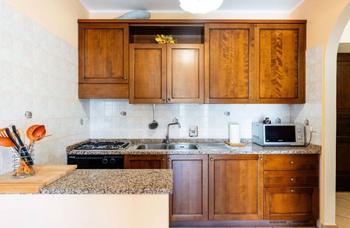 Strada Nazionale Sud House | Stunning villa for 4 people with WIFI, terrace, pets allowed and parking