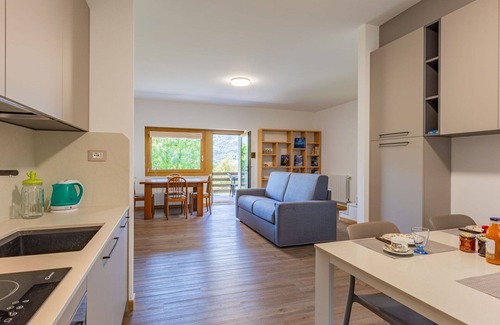 Novate Mezzola House | Stunning villa for 6 guests with WIFI, TV, terrace, pets allowed and panoramic view