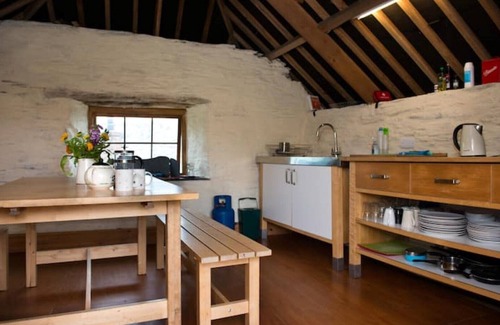 Lanteglos Cabin | Stunning Yurt 'Gribben' with use of wood fired hot tub