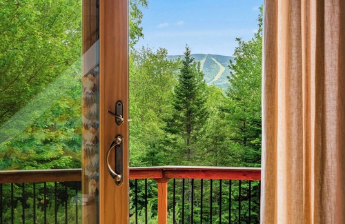 Sunday River Area Cabin | StunningViews|2GameRms|HotTub|5mintoSundayRiver