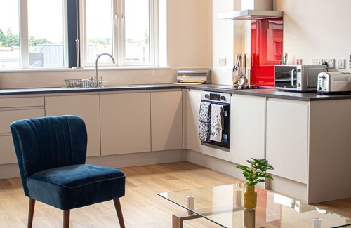 West Bromwich Apartment | Stylish 1 Bed Duplex APT- West Bromwich
