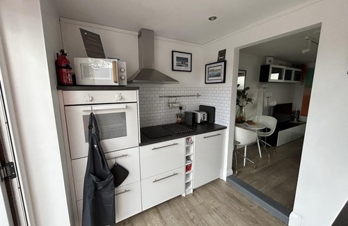 Grimsby Apartment | Stylish 1-bed Studio in Humberston, Cleethorpes