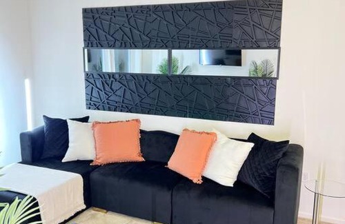 North Bergen Apartment | Stylish 1-bedroom unit Near NYC with parking
