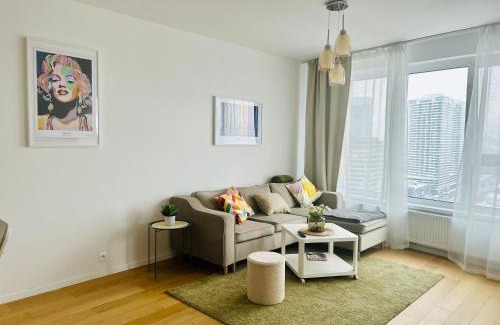 Nivy Apartment | Stylish 19th-Floor Klingerka Apartment with Stunning Castle Views & Free Parking